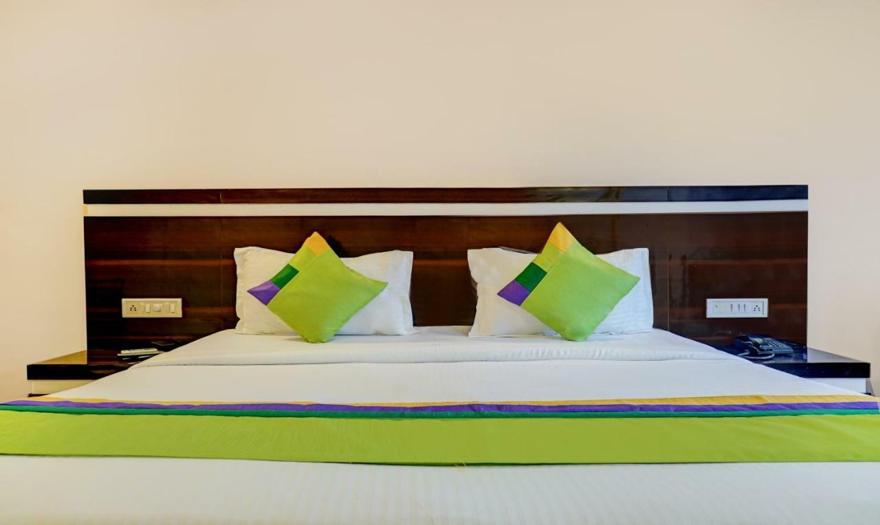 Mountview Resort & Spa Lonavala Esterno foto