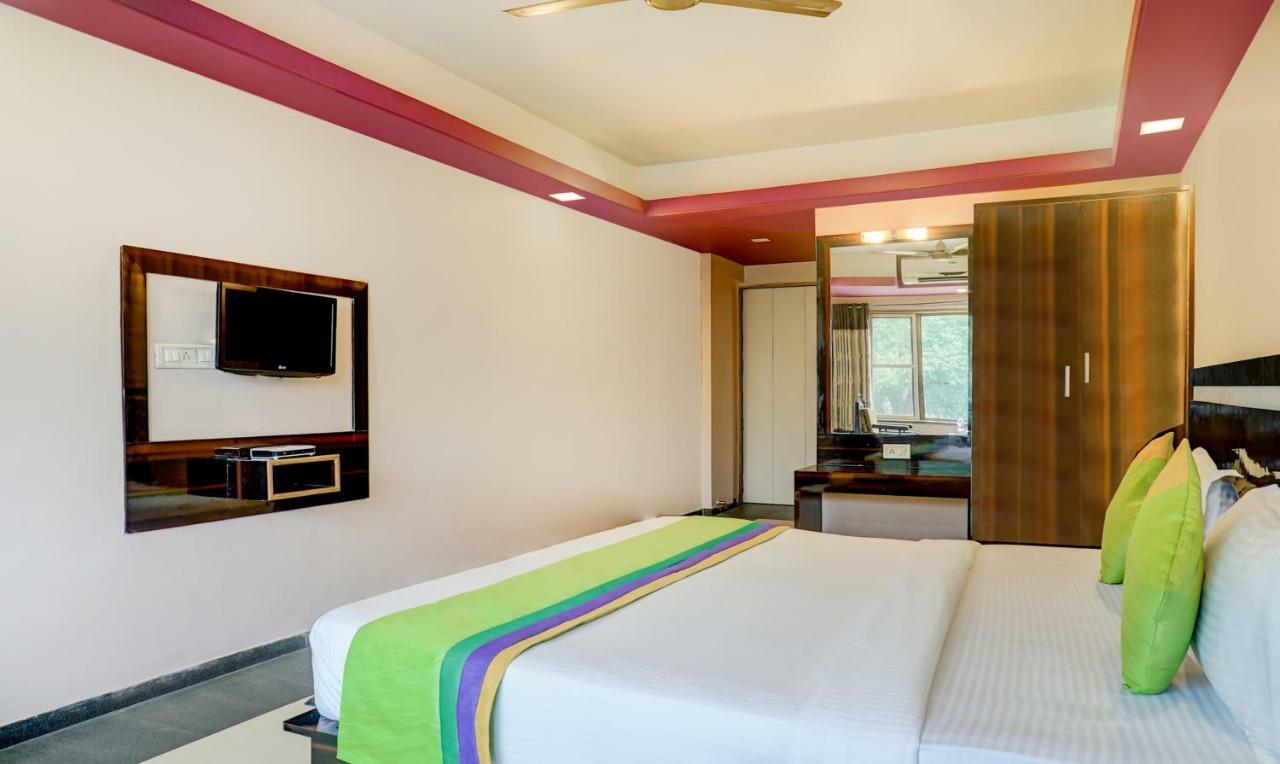 Mountview Resort & Spa Lonavala Esterno foto