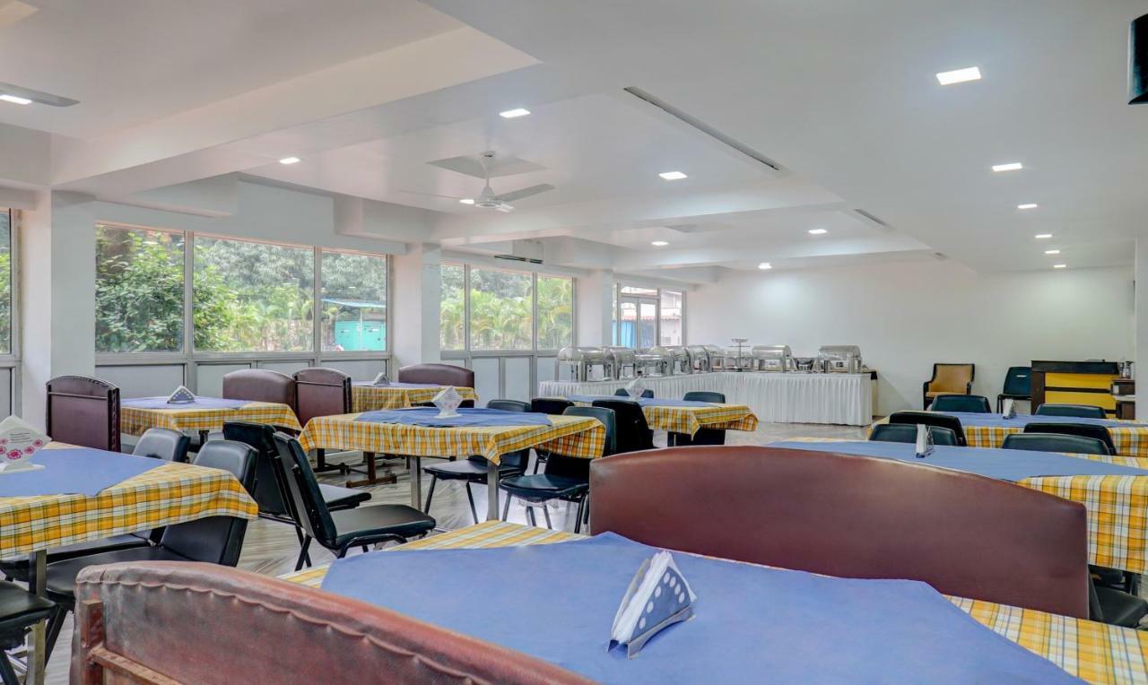 Mountview Resort & Spa Lonavala Esterno foto