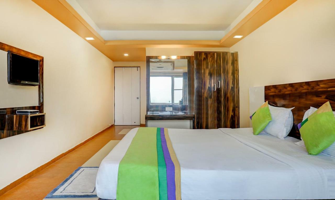 Mountview Resort & Spa Lonavala Esterno foto